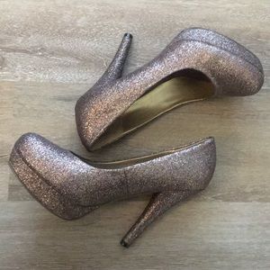 Madden Girl Sparkle Pumps 6.5